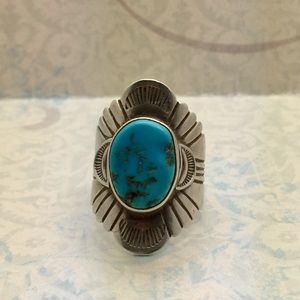 Vintage turquoise sterling silver ring